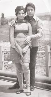 Bollywoodirect On Twitter Yogeeta Bali And Navin Nischol He was the first gold medalist from the film and television institute of. yogeeta bali and navin nischol