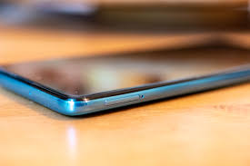 Handy samsung hülle a51 und mehr! Samsung Galaxy A51 Im Test Viel Smartphone Fur Um Die 300 Euro