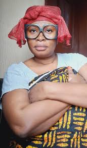 Plz pack clothes for your husbands in case of emergency now he's wearing my  dresses