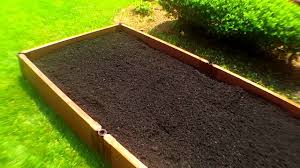 You can mix the soil in with the compost thoroughly, or layer them now that you've made a raised garden bed, you might be wondering how best to fill it. Raised Bed Organic Vegetable Gardening Planting With Deep Soil Summer Gardens Your Gardening Forum