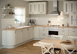 It Kitchen Stonefield Stone Classic Style Main Room Shot 4 000 2 807 Pixels Kuchen Design Kuchen Design Ideen Haus Kuchen