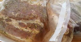 Le Saumurage A Sec Sous Vide Au Sel Est Une Technique De Salaison Qui Permet De Regler Precisement La Salinite De L Aliment Et Facil Sous Vide Culinaire Viande