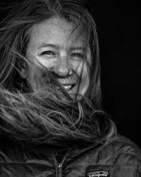 Suspended Stone Design Jewelry