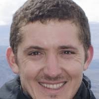 2800+ perfiles de «Avellaneda Avellaneda»