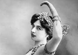 Джулиус берг, ольга ряшина, денни берри. Who Was Mata Hari And Why Was She Executed The Life And Death Of A Celebrated Spy The Washington Post