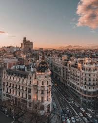 Ver os hotéis em madrid disponíveis para sua próxima viagem. Madrid Espanha Madrid Espanha Spain Espana Explore Explorer Exploremore Explorespain Puteshestviya Zhivopisnye Fotografii Turisticheskaya Fotografiya