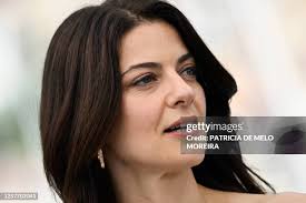 67 Barbara Moreira Stock Photos, High-Res Pictures, and Images