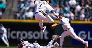 Mariners Game #52 Preview: Mariners (24-27) @ Royals (20-30)