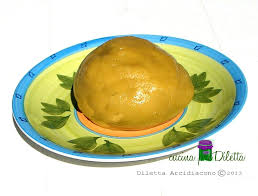 Aggiungete anche gli altri ingredienti (sale, ammoniaca, acqua e farina) e lavorate fino ad ottenere un composto liscio e omogeneo, ben compatto. Pin Su Cucina Prediletta Tutte Le Ricette