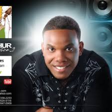 Stream en el calvario by Ben-Hur Berroa