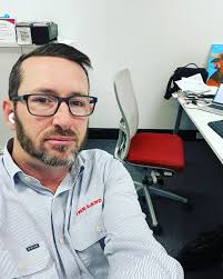 Denis Howard (@den_the_ag_journo) • Instagram photos and videos