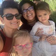 Natural Nana Oils‎