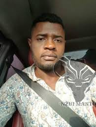 SCHÉMA INFO DOUALA UN CHAUFFEUR YANGO CHICOTE LE SAC DE SON CLIENT  CONTENANT 30.000.000 FCFA ET PREND UNE VIOLENTE TANGENTE ! Nous sommes au  quartier Bonapriso ce jour. Il est 16 h