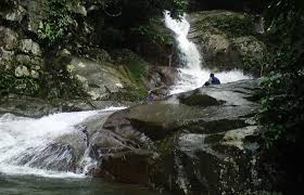 Hulu langat district sınırlarındaki doğa ve parklar. Waterfall At Hulu Langat Our Memory