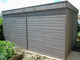 Abri De Jardin En Bois Douglas Peint En Gris L Abri Moderne Et Resistant Abri De Jardin Abri De Jardin Moderne Bois Douglas