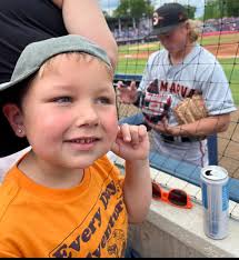 Jackson Holliday met with the fans who caught his first home run ball after  the game 🥹
