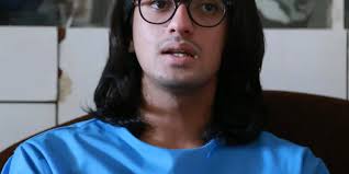 Identik Dengan Rambut Gondrong, Omar Daniel Mau Potong Cepak?