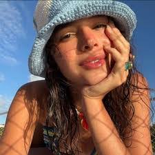 Lynn Colburn's Instagram, Twitter & Facebook