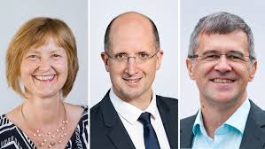 To transform the active to the passive, we turn the direct object him into the grammatical subject he and. Drei Kandidaten Fur Rekowski Nachfolge Als Rheinischer Prases Evangelisch De