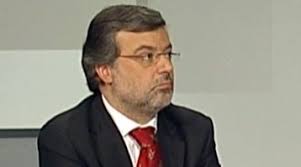 Quem Julga a Justiça?