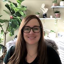 Julianne Chandler's Instagram, Twitter & Facebook