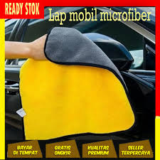 Kain lap microfiber ini berguna untuk mengelap mobil yang basah saat anda sedang mencuci mobil. Kain Lap Mobil Microfiber Alat Pembersih Kaca Mobil Perawatan Mobil Perlengkapan Mobil Shopee Indonesia