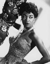 Sarah Lois Vaughan Was An American Jazz Singer Described By Scott Yanow As Having One Of The Most Wondrous Voices Of The Jazz Musicians Vaughan Jazz Artists