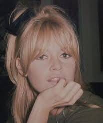 Aida Weber (aidalweber)