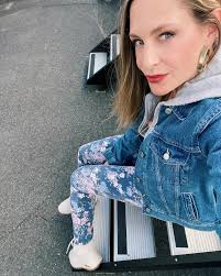 Maybe she's born with it…..maybe it's these freakin' AMAZING jeans!