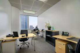 Disamping itu faktor penting yang harus mendapat perhatian adalah. Ruang Kantor Terbuka Vs Tertutup Manfaat Dan Solusinya Jojonomic Aplikasi Hris Human Capital Expense Management
