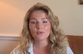 Erin Bates' condition worsens: husband says the 'Bringing Up Bates' star  suffered "severe seizure" after going into septic shock from birth of 7th  child: https://bit.ly/47ZP27c