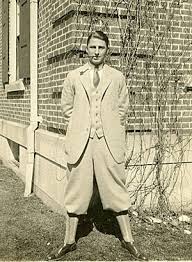 Theodor Seuss Geisel As A Student In 1925 Photo Courtesy Dartmouth College Library History Historical People Photo