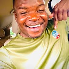 Edward Mccray's Instagram, Twitter & Facebook