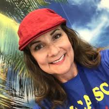 nora cooper (@artsiemomsue)