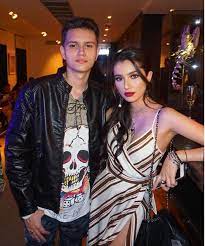 Amelia thripura henderson on instagram: 5 Fakta Menarik Model Kanak Kanak Yang Kini Menjadi Jelitawan Popular Di Media Sosial Amelia Thripura Henderson