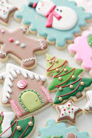 Royal Icing Cookie Decorating Tips Sweetopia Christmas Sugar Cookies Cookie Decorating Cute Christmas Cookies