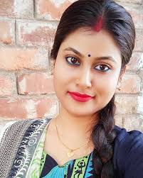 Ethnic dresses truly are dresses with a soul🥰💋 . . . . .  #koelchakrabortysaha #kolkatabuzz #kolkatacity #kolkatasutra #kolkata  #kolkataphotography #kolkatadiaries #kolkata_ig #kolkatastyle  #kolkatafashion #the_kolkata_magazine #hastagkolkatalifestyle ...