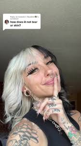 Replying to @hannah:)