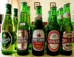 Like the liquor sector, the restaurant industry is up in arms over the controversial alcohol ban, arguing that it is leading to further job cuts. Total Indonesia Alcohol Ban Not An Impossibility