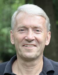 Contributions to the tribute of Daniel Thomas Howells