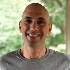 Tomer Tishgarten (@Tomerific)