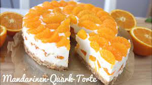 250 ml saft mit der götterspeise philadelphia, zucker und 2 el mandarinensaft glatt rühren, die kalte götterspeise hinzugeben. Rezept Mandarinen Quark Torte Ohne Backen Kuhlschranktorte Tooootaaal Lecker Youtube