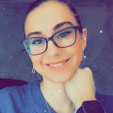 Danielle Nagy's Instagram, Twitter & Facebook