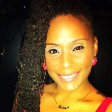 Leslie Lawson-Davis (@LezzyRenee)