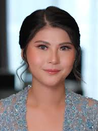 7 Momen Pertunangan Anthony Ginting dan Mitzi Abigail yang Tampil Menawan