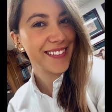 Feliz de haber cumplido otro hito como abogada en el sector de seguros y  reaseguros! Fue un año retador, pero sumamente satisfactorio.