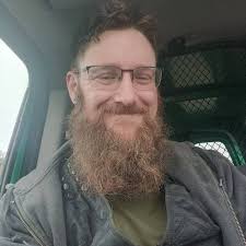 3D Printed Yarn Ball Holder with DVD Sticker