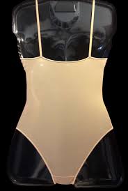 Combinaison manche longue couleur peau avec motifs sur l'ensemble du corps. Body Doublure Grs Couleur Chair Sasaki F 157 Eurogym International