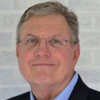 800+ profilů „Húska“