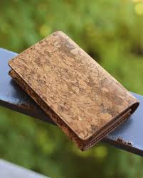 connie business card case スムーズな開閉が使いやすい 収納力抜群の名刺入れ カードケース 北欧風木製雑貨 名入れの贈り物 ギフト通販 hacoa コルク 名刺入れ 名刺